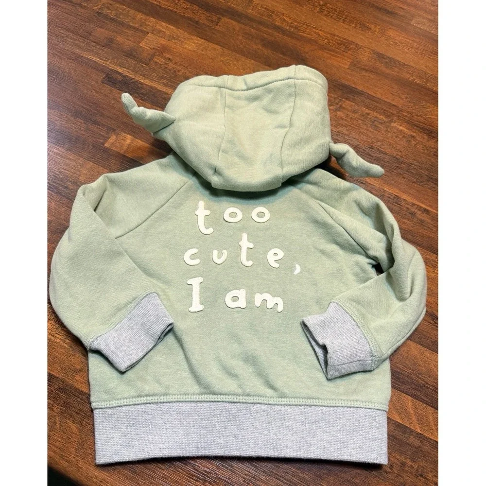 Baby Gap Star Wars Yoda zip up sweatshirt with ears on hood.  Size 6-12 months.